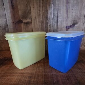 Set of 2 Tupperware Yellow Shelf Saver Storage Containers Yellow Blue 1244 + Lid